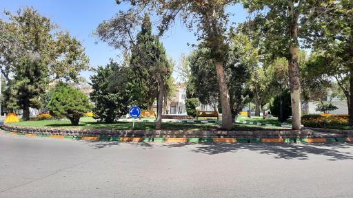 عکس میدان صاحب‌ الزمان