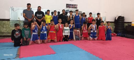 عکس باشگاه بوکس قهرمان خاموشی 