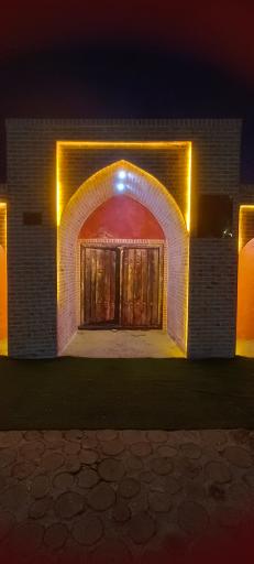 عکس نماد و ماکت کاروانسرای ینگی امام