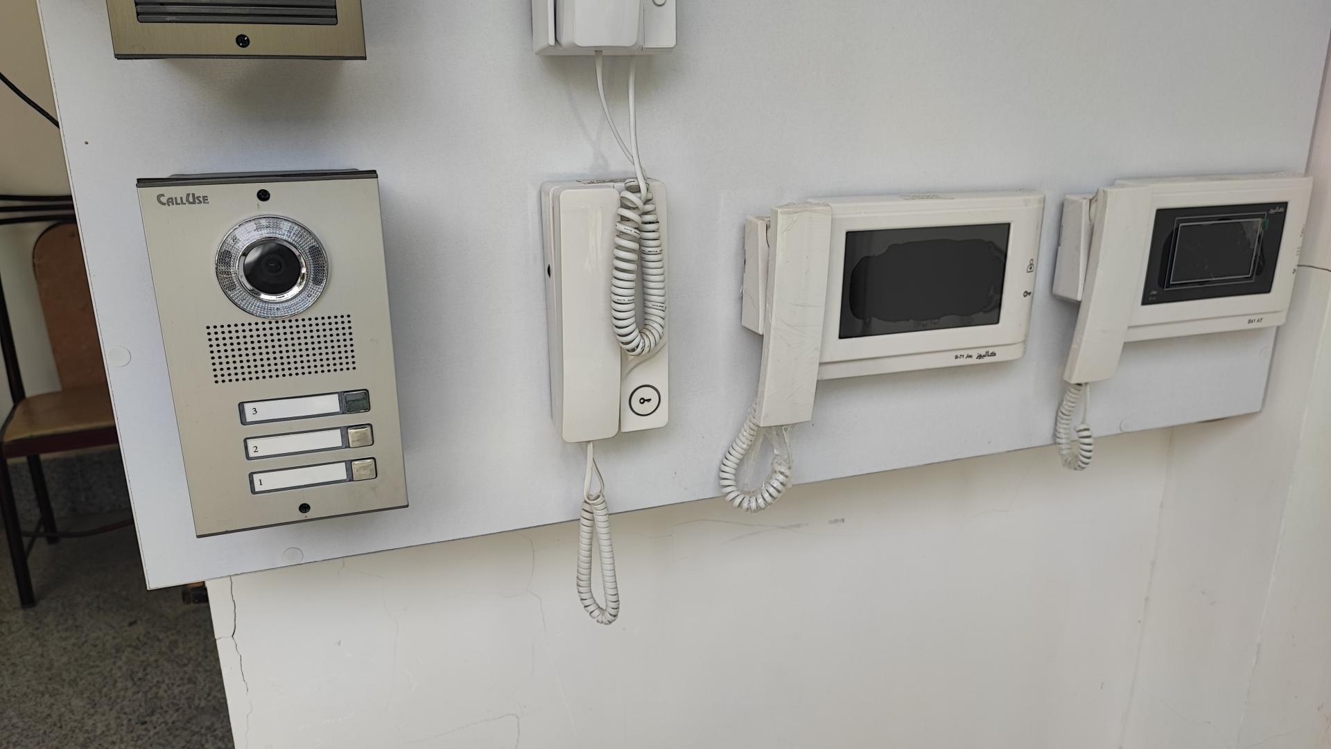 عکس تعمیرات آیفون تصویری الکترویعقوبی