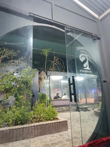 عکس سفره خانه سنتی پرندیس