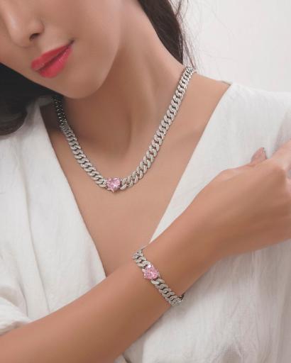 عکس فروشگاه نقره و ساعت آماتیس