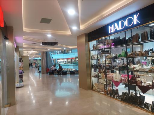 عکس آرش مال