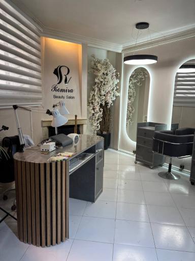 سالن زیبایی رومیرا
