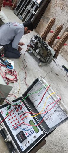 عکس آرمان نیرو کاسیان (گروه مهندسی آرنیکا)