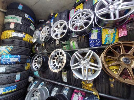 عکس رینگ و لاستیک اسپرت کار