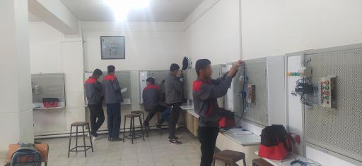 عکس هنرستان کاردانش ایت الله خامنه ای نجف آباد