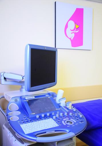 عکس مرکز تصویربرداری تابش پرتو