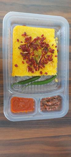 عکس رستوران بیرون بر بانو