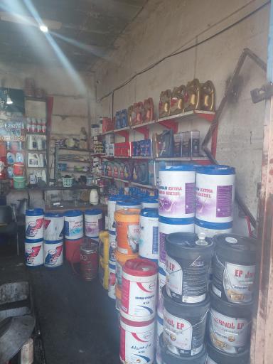 عکس تعویض روغنی و پنچرگیری مهدی سلامات 