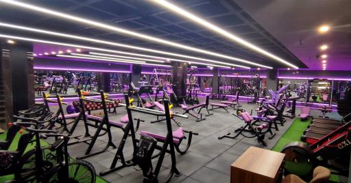 عکس باشگاه پینار ویژه بانوان