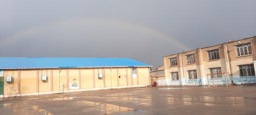 عکس مدرسه نمونه دولتی شهید آوینی 