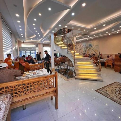 عکس رستوران معین درباری