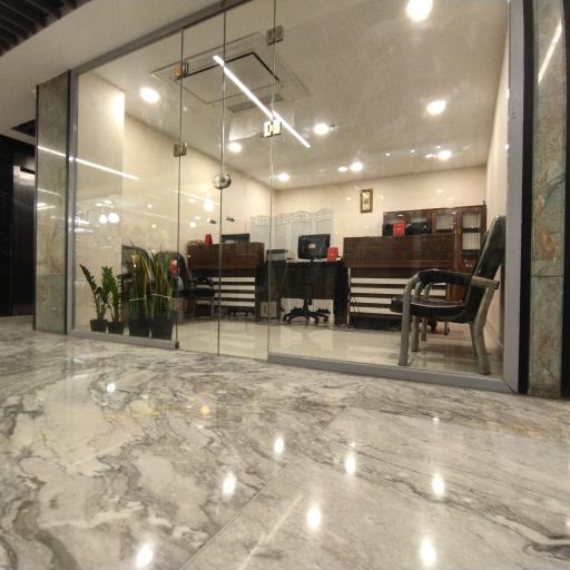 عکس نمایندگی رسمی نرم افزار هلو شوش