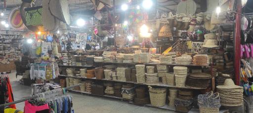 عکس بازار روز بابلسر