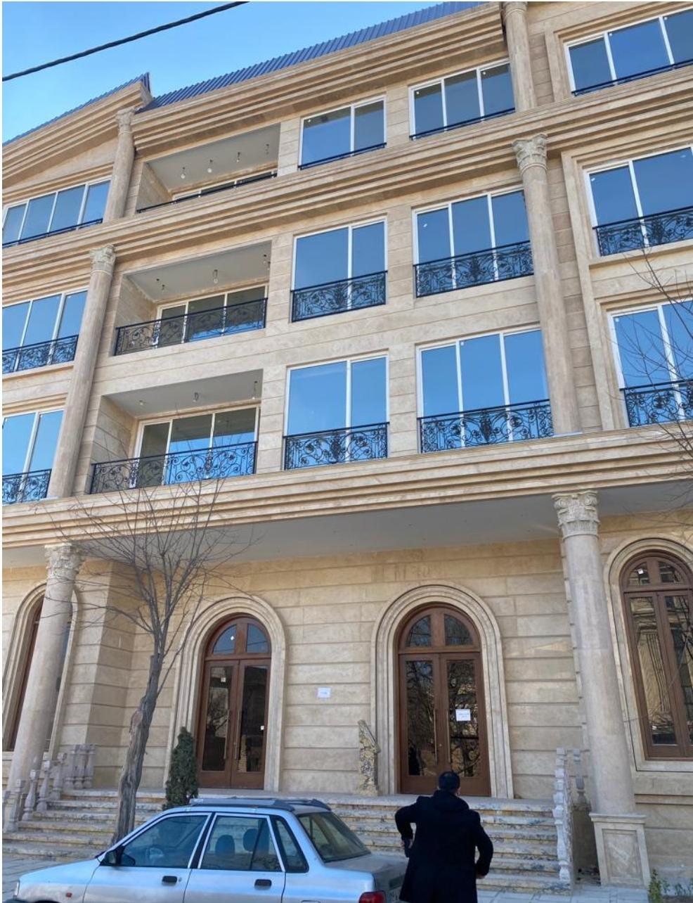 عکس مجتمع ۱۱۵