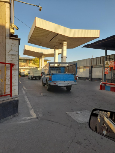 عکس جایگاه سوخت بخشنده (بنزین و گازوئیل)