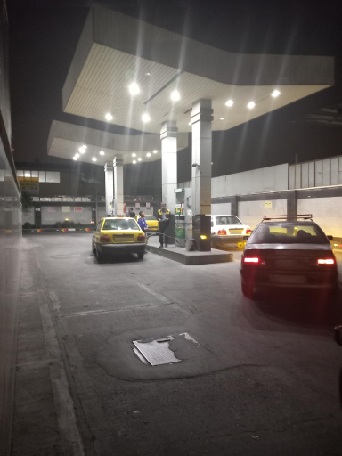 عکس جایگاه سوخت بخشنده (بنزین و گازوئیل)