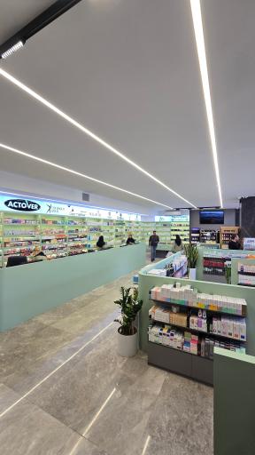 عکس داروخانه شبانه روزی دکتر پنجه شاهین