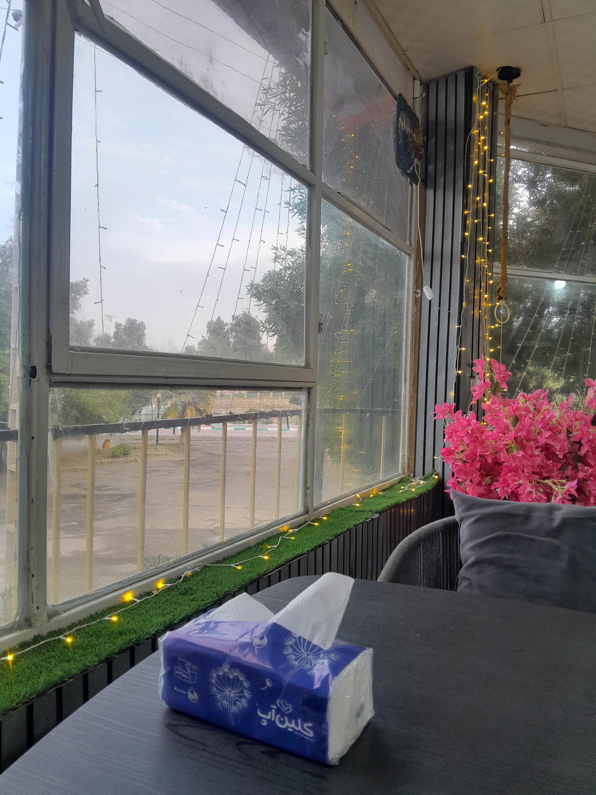 عکس کافه خانواده