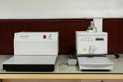 عکس آزمایشگاه پاتوبیولوژی برسا