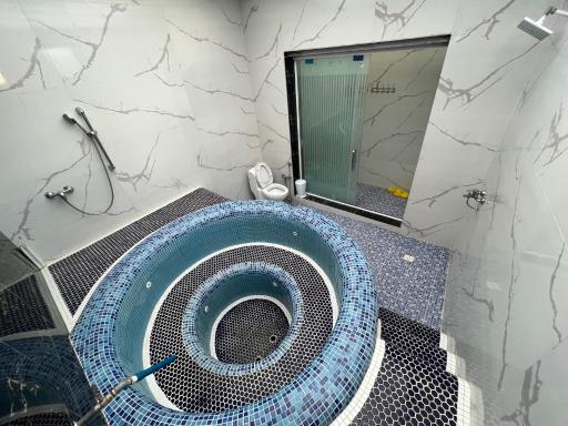 عکس هتل آپارتمان ولیعصر (عج) آبگرم محلات