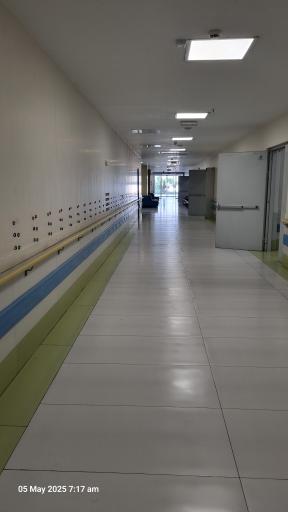 عکس بیمارستان کودکان حکیم