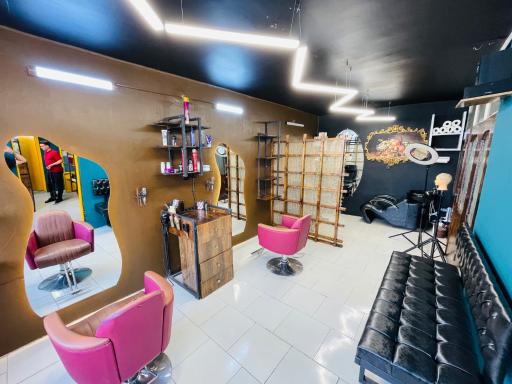 عکس پیرایش شخصیت