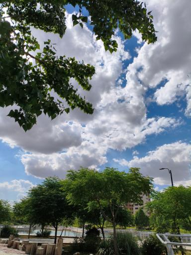 عکس دریاچه تفریحی