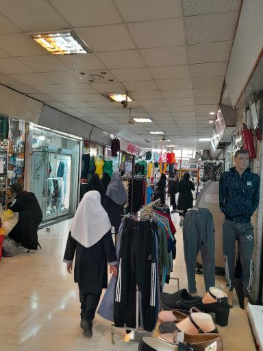 عکس مجتمع تجاری بهاران