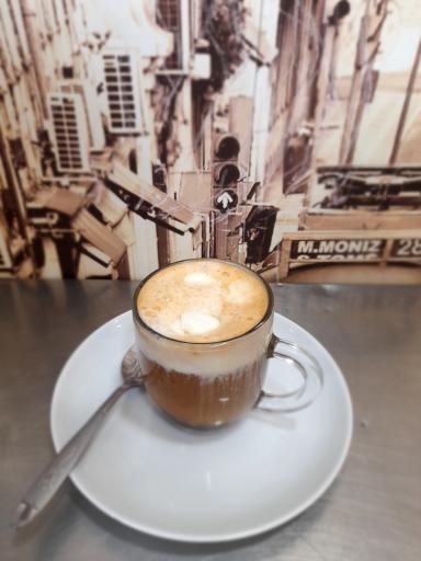 عکس کافه فست فود دومینو