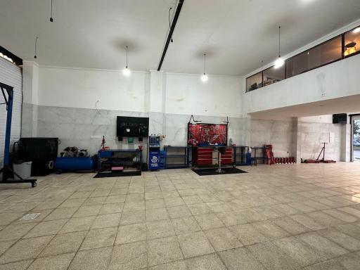 عکس تعمیرگاه خودرو جاوید