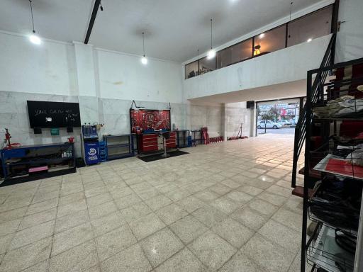 عکس تعمیرگاه خودرو جاوید