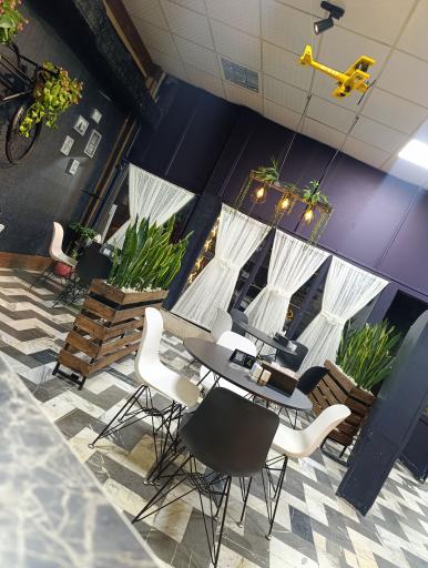 عکس پیتزا ساندویچ آبودان 