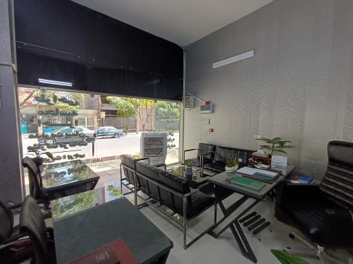 املاک برج نور