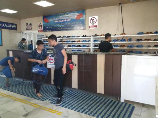 عکس استخر و سونا شهید بختیار