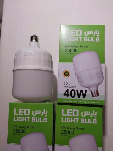 عکس تولیدکننده و فروش انواع لامپ های LEDبا ضمانت ۱ ساله AZARNOOR