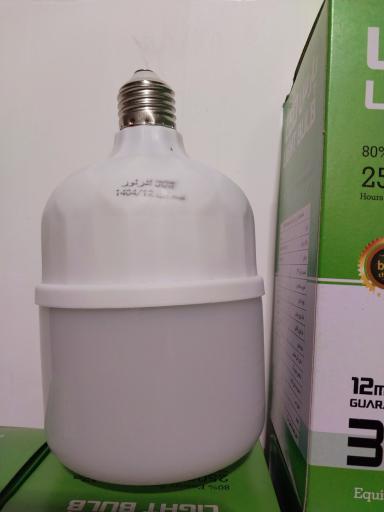 عکس تولیدکننده و فروش انواع لامپ های LEDبا ضمانت ۱ ساله AZARNOOR