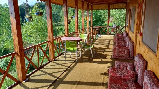 عکس اقامتگاه بومگردی بام گلسرک