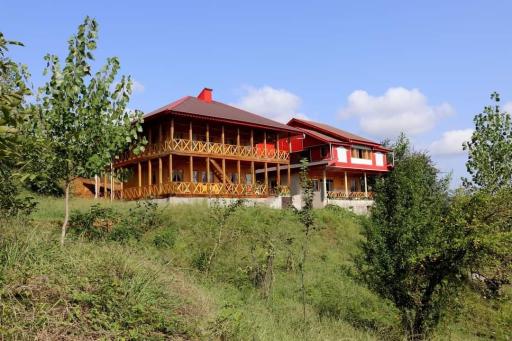 عکس اقامتگاه بومگردی بام گلسرک