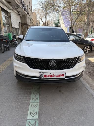 عکس نمایشگاه اتومبیل متین فرد