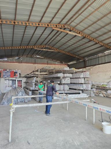عکس دفتر و انبار مرکزی دربهای اتوماتیک آران در