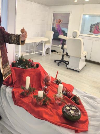 عکس سالن زیبایی گادس