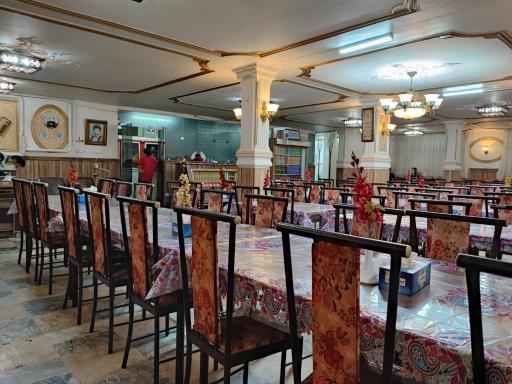 عکس رستوران سنتی یلدا