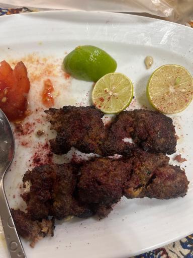 عکس رستوران سنتی یلدا