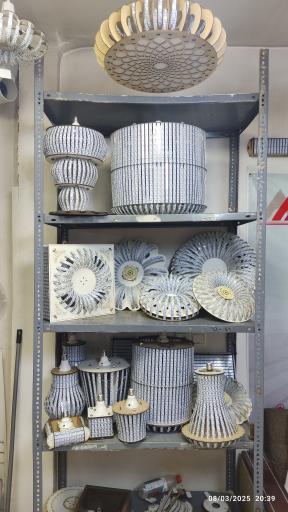 عکس لامپ دست ساز موج نور