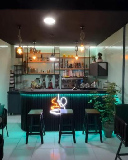 عکس کافه این