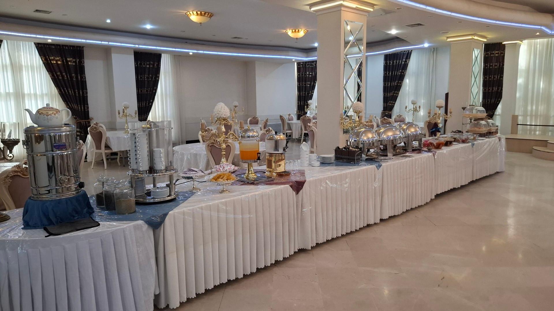 عکس هتل پارسیان مشهد