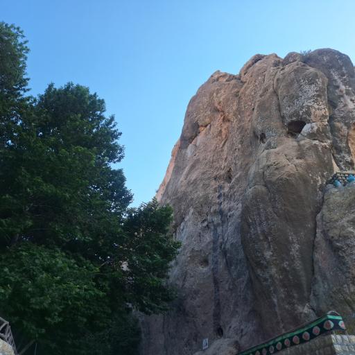 عکس آبشار مصنوعی استهبان