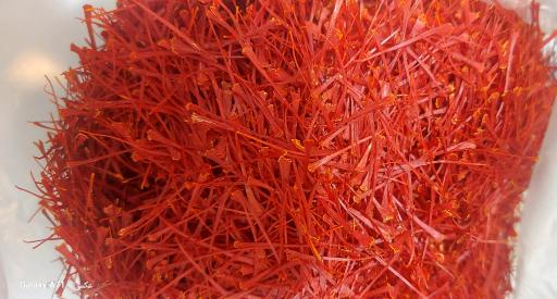 عکس زعفران و محصولات خانگی آبیزی
